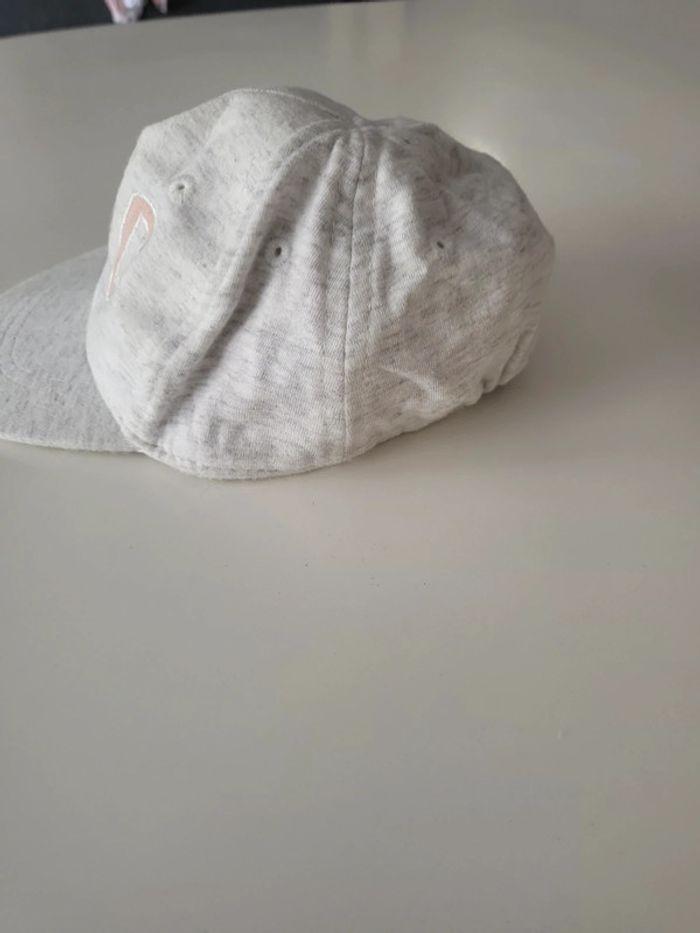 Casquette - photo numéro 3