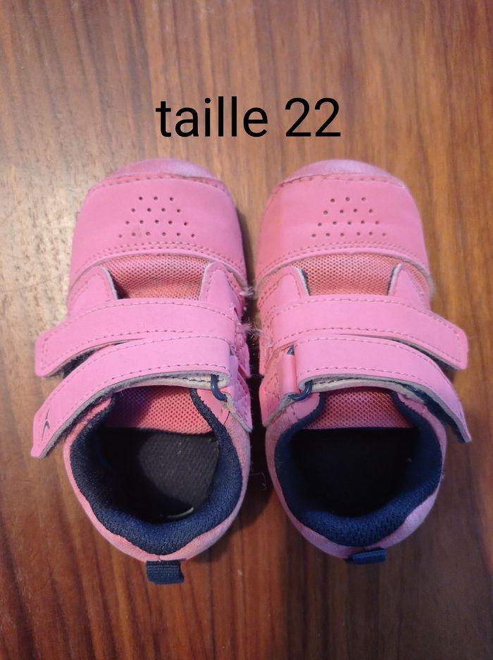 Chaussures/baskets roses taille 22 domyos - photo numéro 1