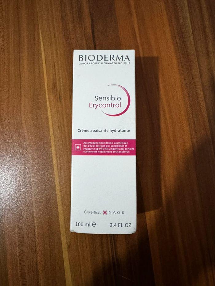 Crème  Bioderma apaisante hydratante - photo numéro 2