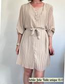 Robe plissée beige Schilo Jolie – Élégante intemporelle, t. unique (36-42), neuve avec étiquette 💖