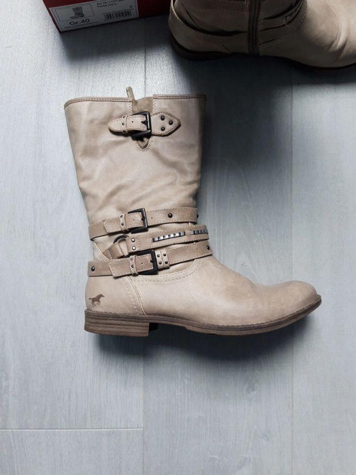 Bottes - photo numéro 2