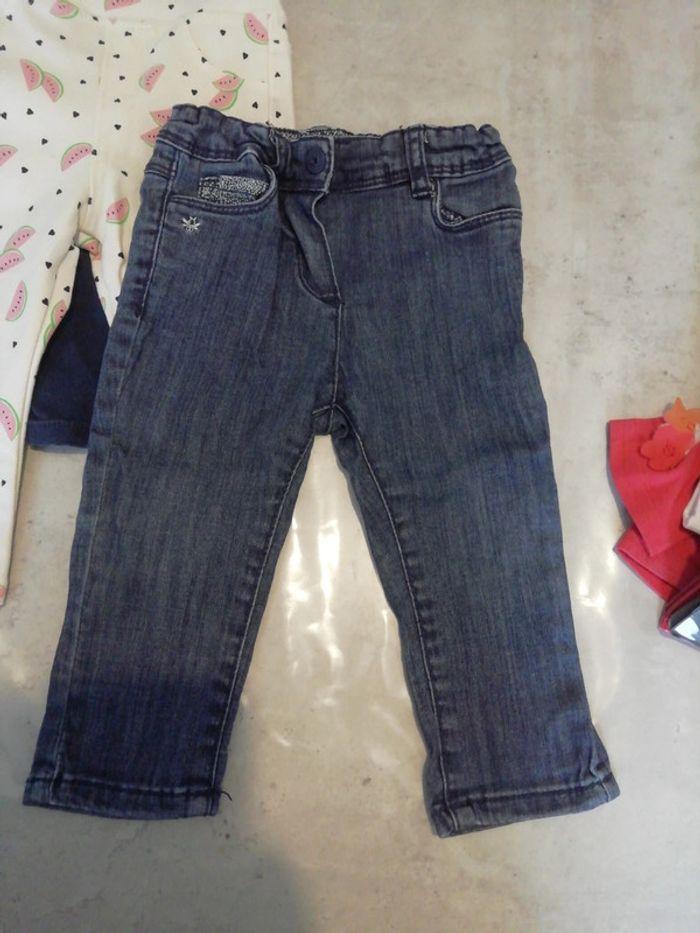 Lot 3 jeans 12 mois - photo numéro 2