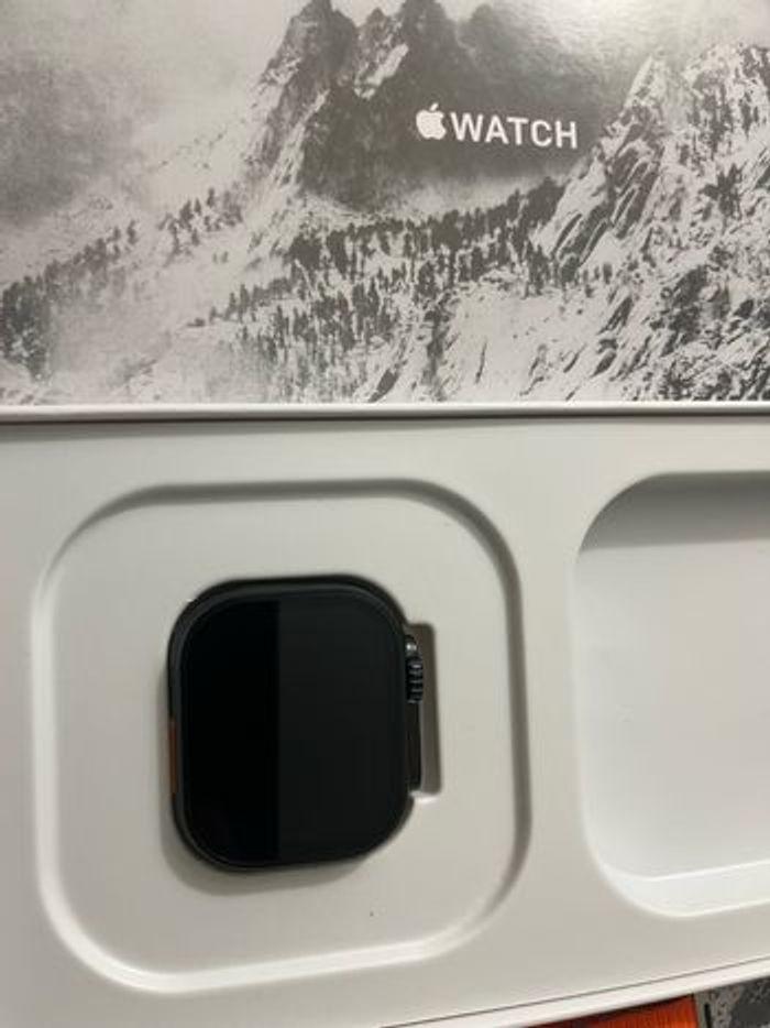 Apple Watch Ultra (GPS + Cellular, 49mm) Boîtier en Titane avec Boucle Alpine Orange - photo numéro 6