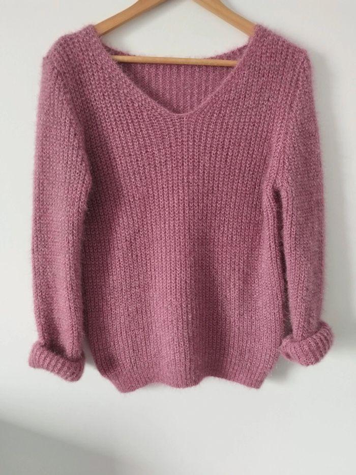 Pull col V avec mohair effet brillant rose - photo numéro 1