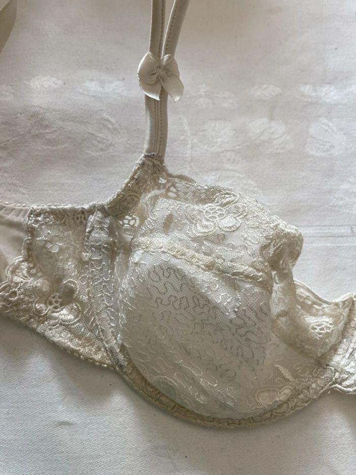 Soutien gorge blanc dentelle - photo numéro 1