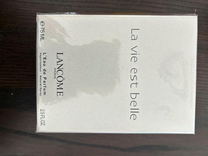 Eau de Parfum femme Lancôme la vie est belle - photo numéro 1