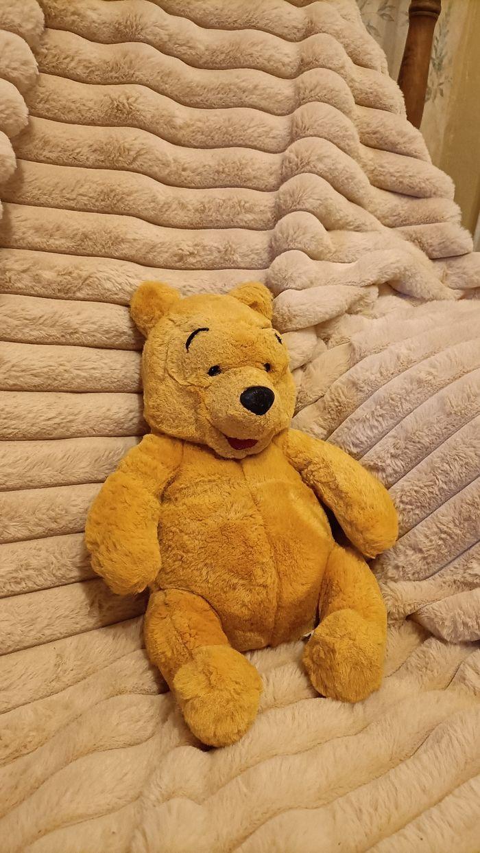 Winnie l'ourson (Winnie the Pooh) Peluche - photo numéro 1