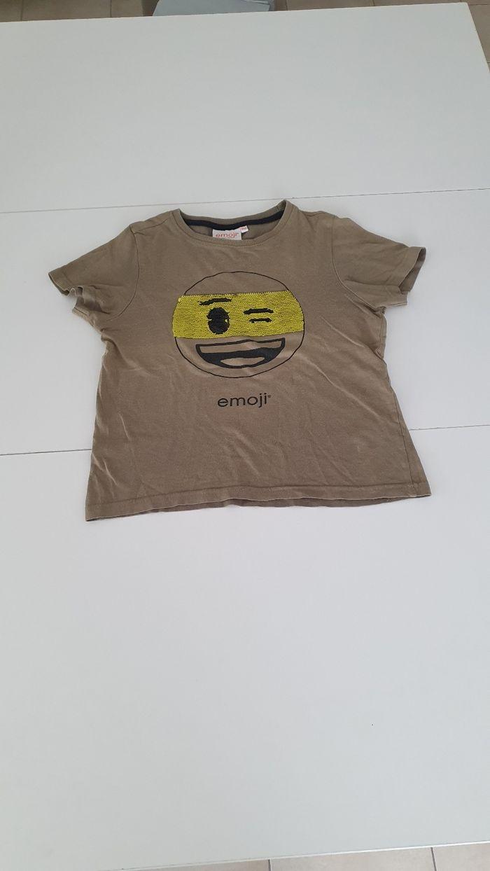 T shirt emoji  en 10 ans - photo numéro 1