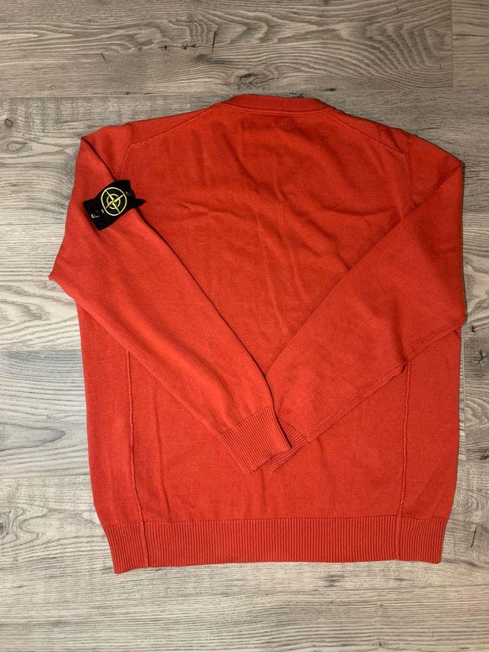 Pull Stone Island orange en col V - photo numéro 6