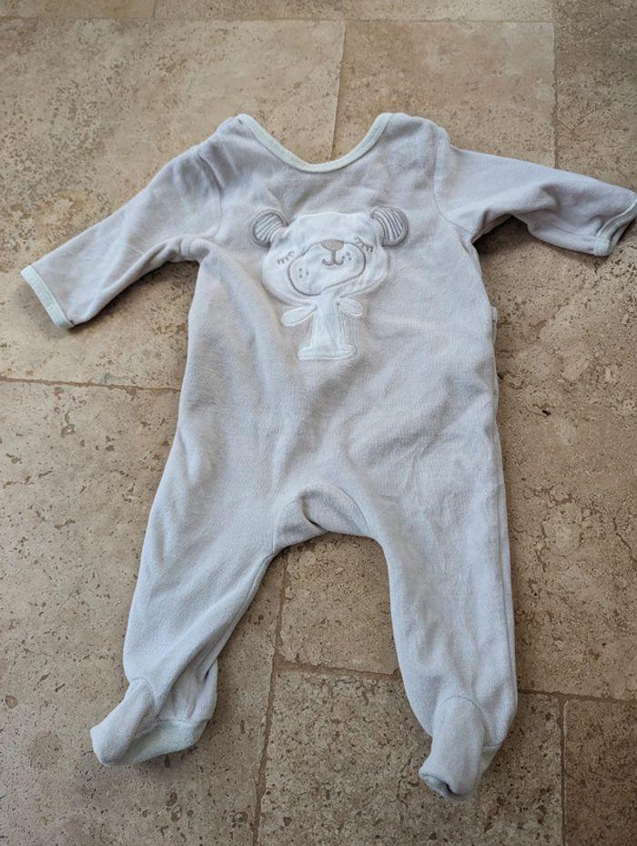 Lot 2 pyjamas bébés taille 6 mois - photo numéro 4