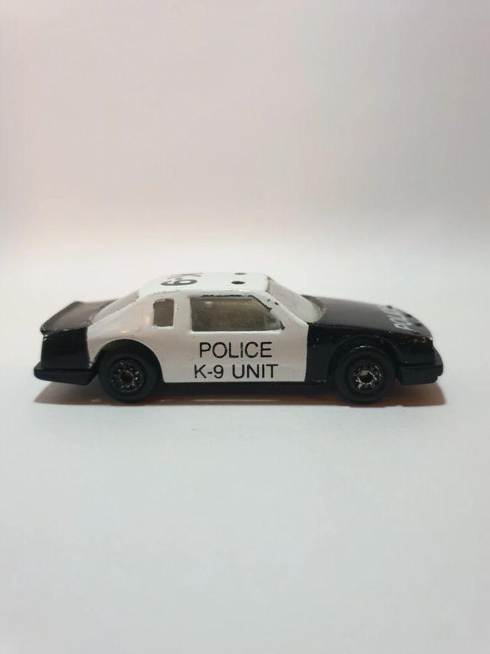 Maisto Buick lesabre Stock Car K-9 Police Unit - 1/64 - photo numéro 4