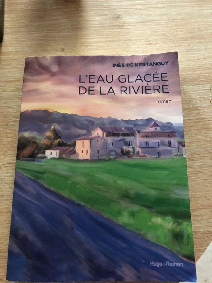 Livre l’eau glacée de la rivière - photo numéro 1