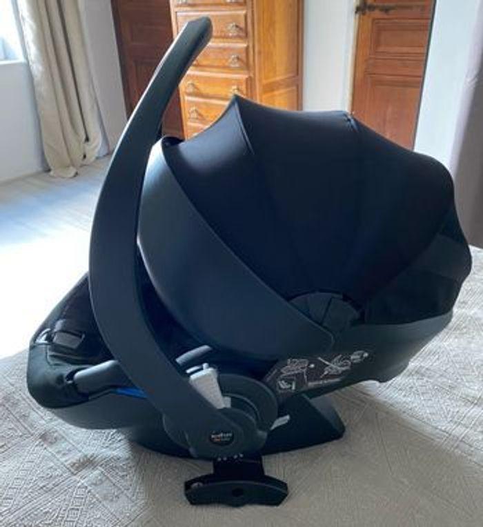 Cosy baby zen  yoyo car seat - photo numéro 4