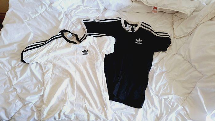 Lot de t-shirt adidas - photo numéro 2