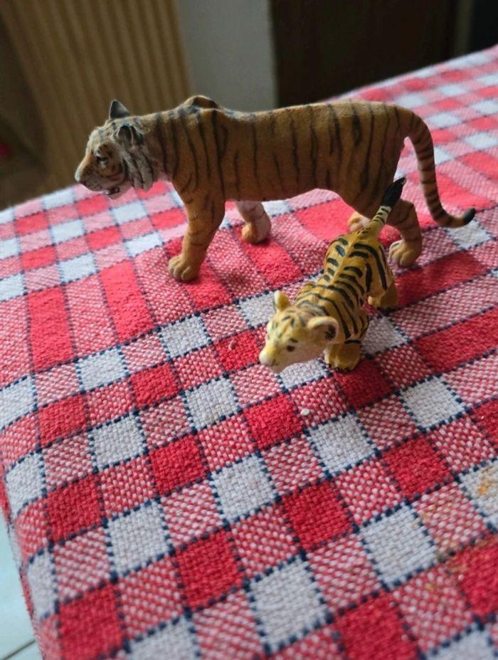 Tigre et tigreau animaux du zoo / savane schleich - photo numéro 1