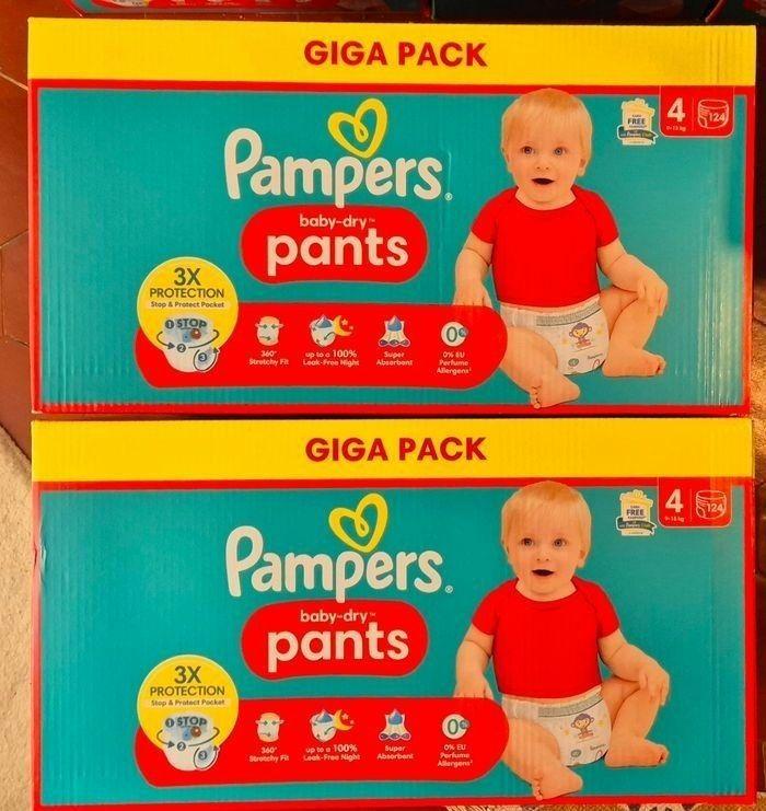 Lot 2 cartons giga pack pampers pants taille 4