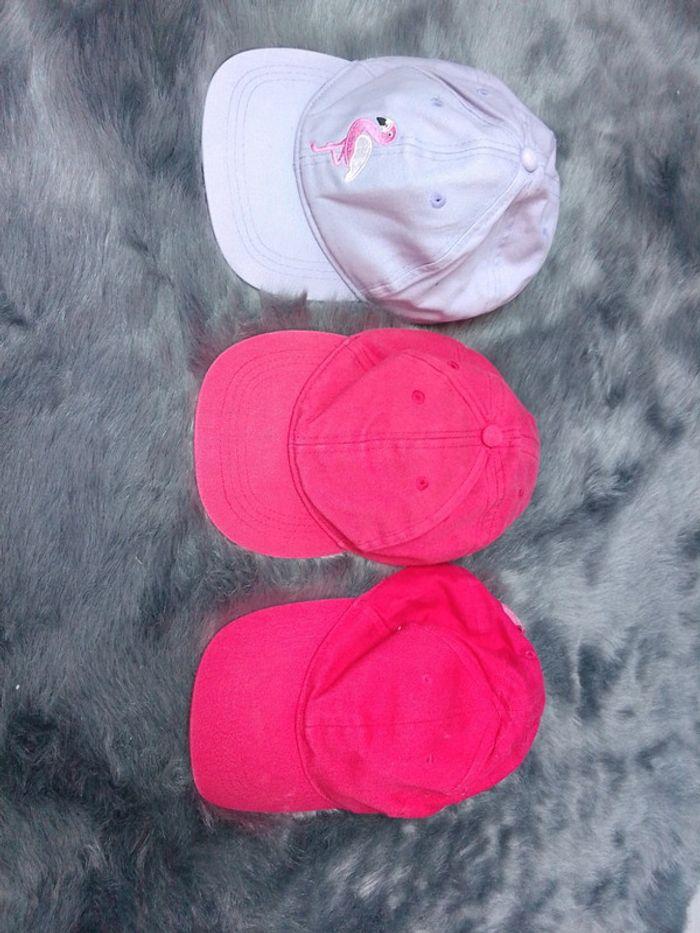 Lot de 3 casquettes - photo numéro 1