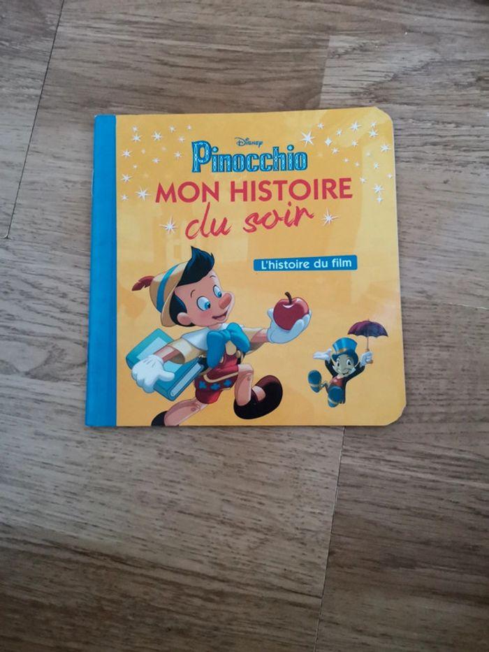 Livre Pinocchio, l'histoire du film - photo numéro 1