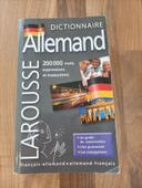 Dictionnaire allemand Larousse