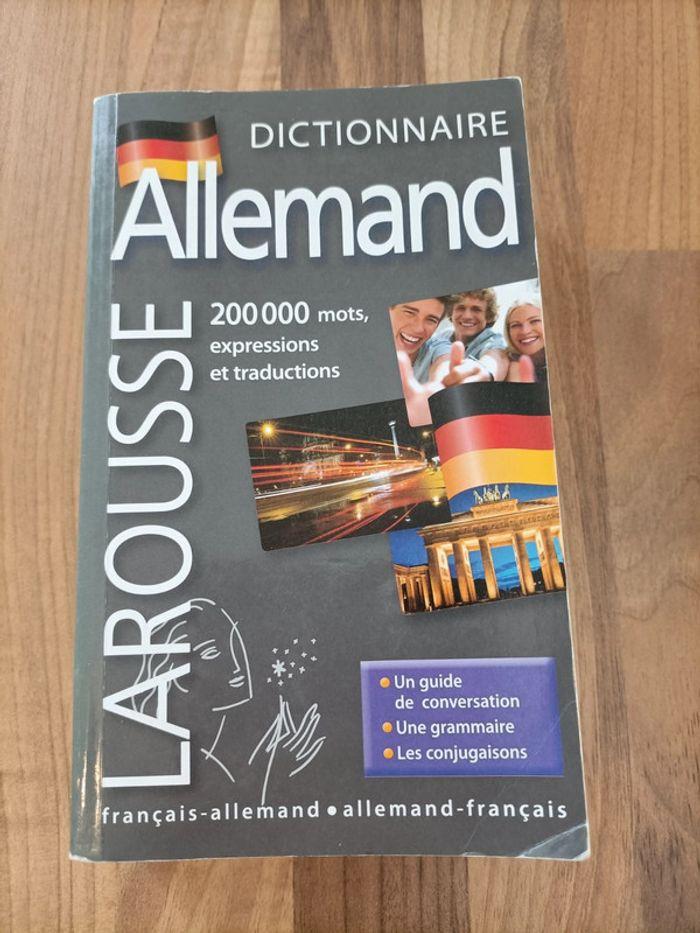 Dictionnaire allemand Larousse - photo numéro 1