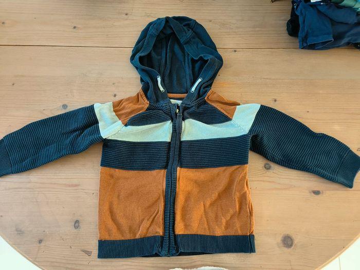 Gilet zippé enfant 4 ans - photo numéro 1