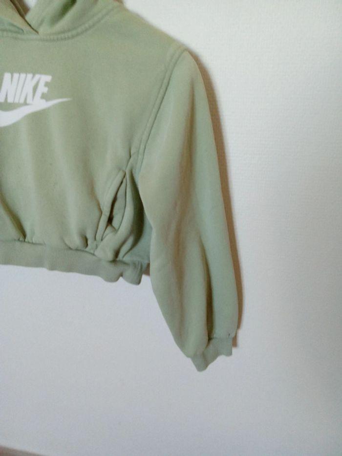 Sweat court taille 8 ans. Nike - photo numéro 4