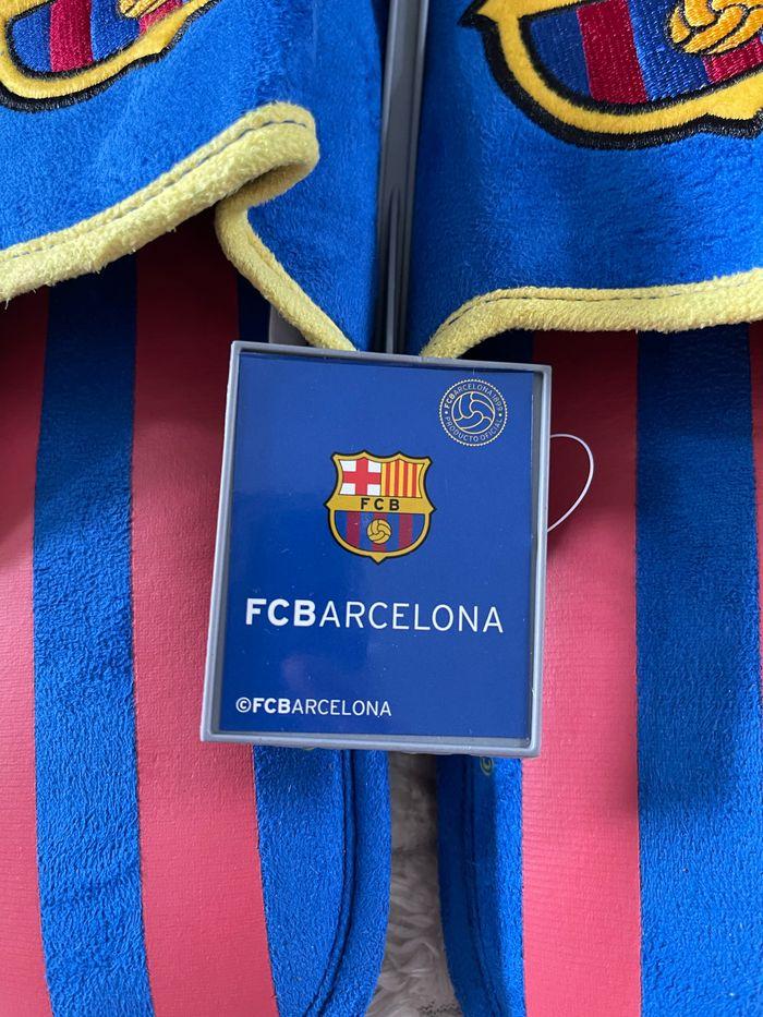 Chaussons FCBarcelone officiels - photo numéro 2