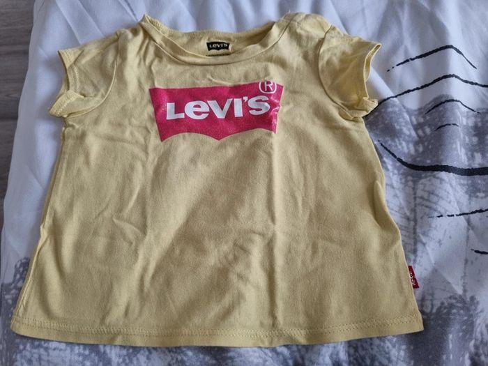 T-Shirt Levis 9m - photo numéro 1