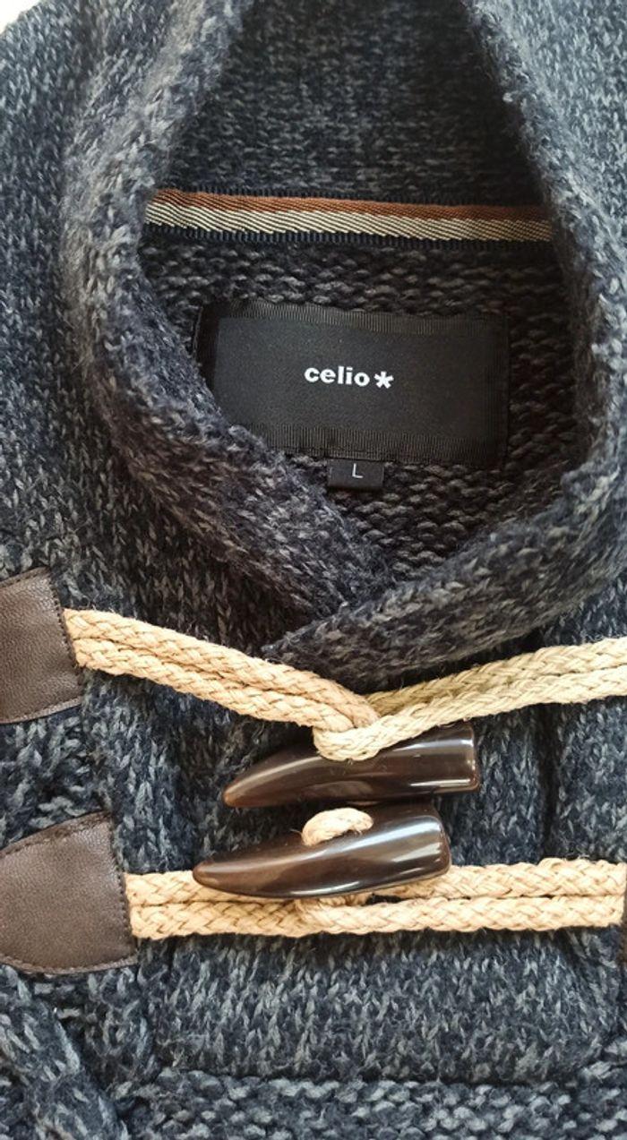 Gros pull Celio taille M - photo numéro 2