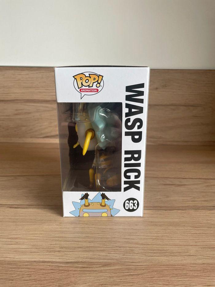 Figurine Funko Pop Rick et Morty : Wasp Rick 663 - photo numéro 2