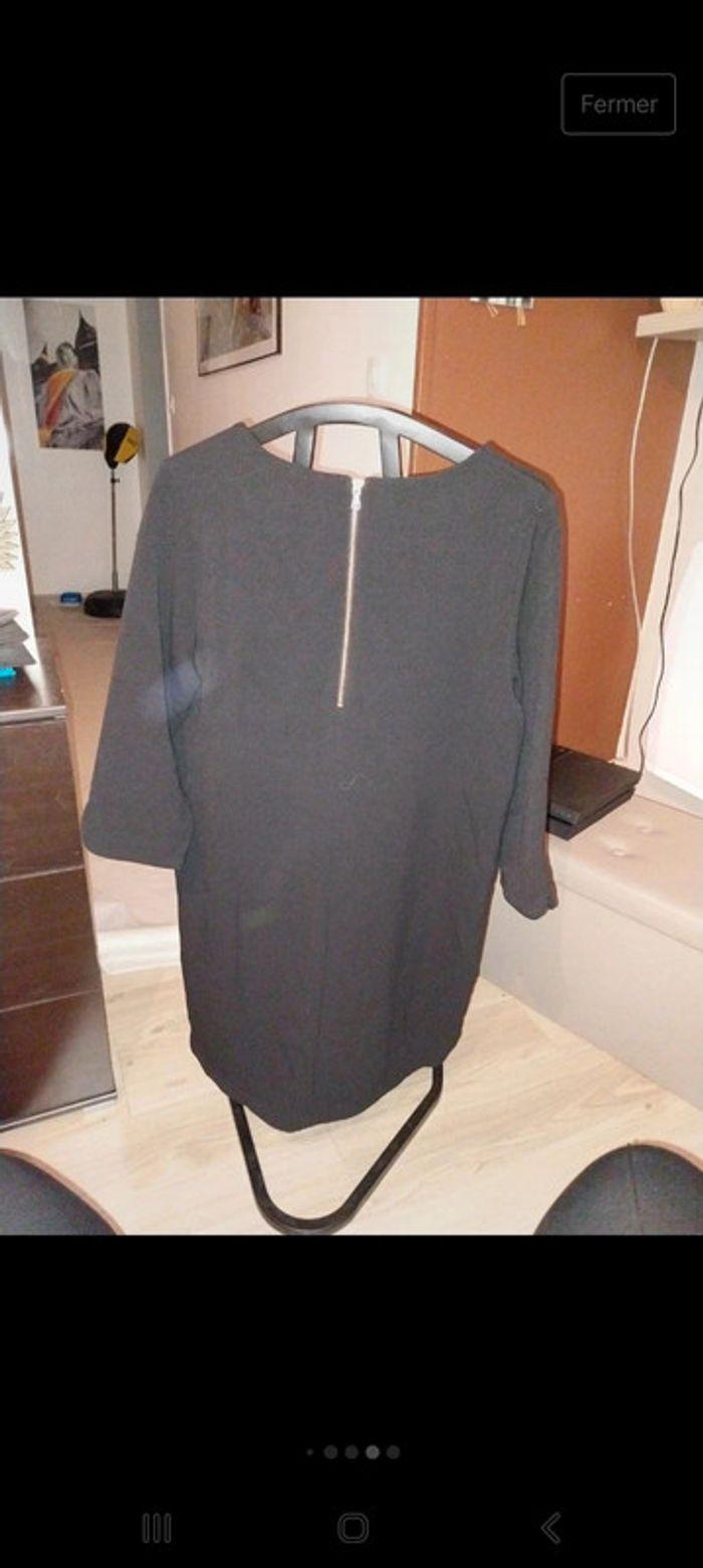 Robe Camaïeu noire neuve taille 44. Epaisse. Manches 3/4. - photo numéro 7