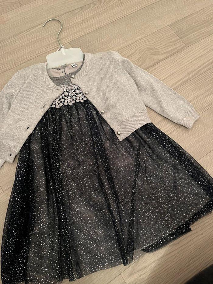 Robe à paillettes et gilet avec bouton argenté neuve