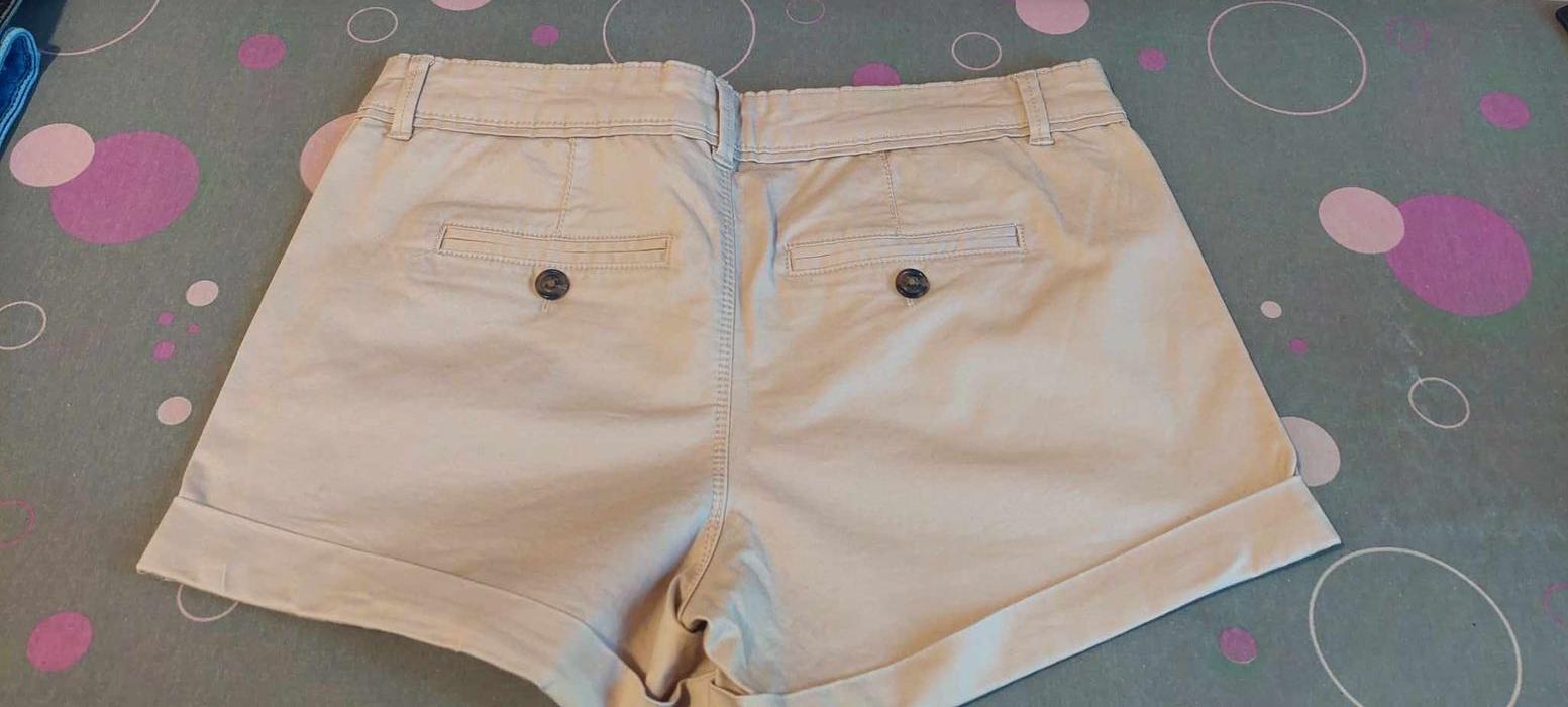 Joli short à pinces/revers femme Jennyfer 36 camel excellent état - photo numéro 5