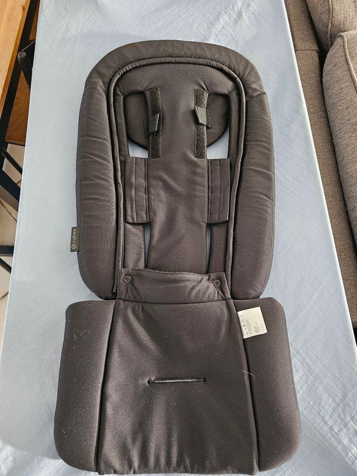 Réducteur nouveau né Cybex - photo numéro 2