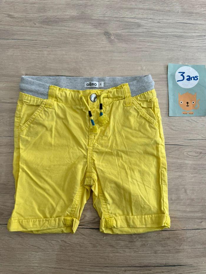 Short jaune 3 ans Gemo - photo numéro 1