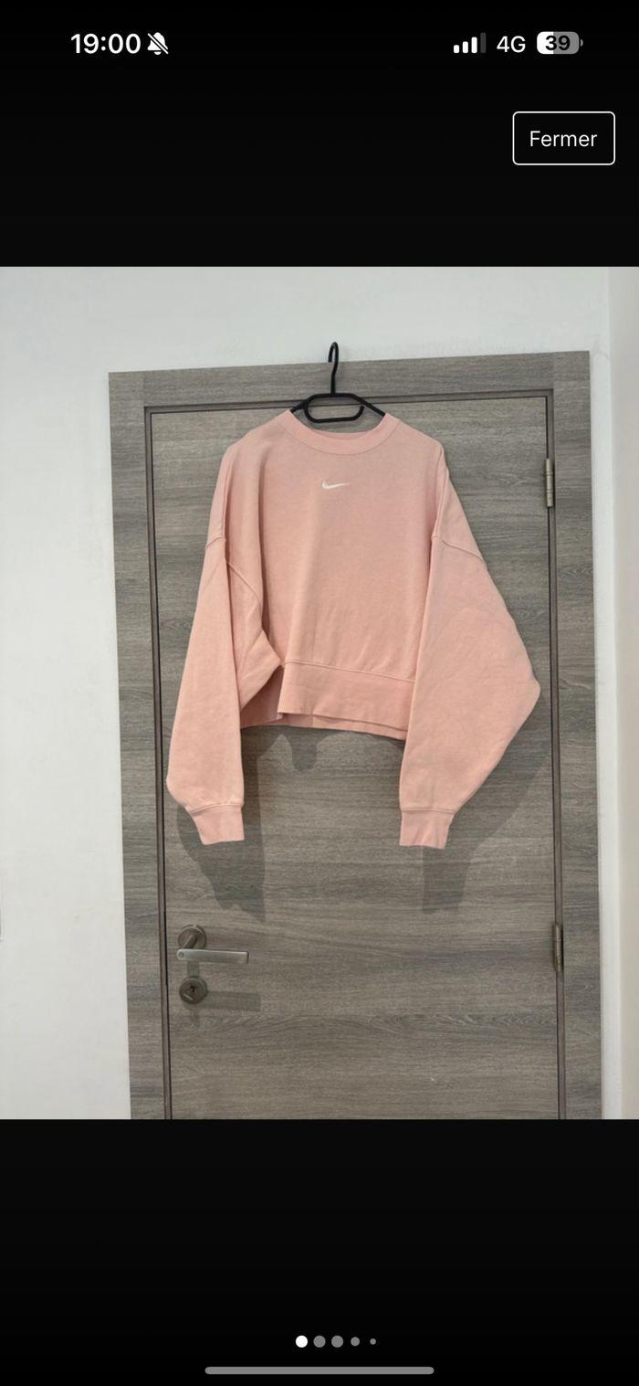 Pull Nike - photo numéro 1