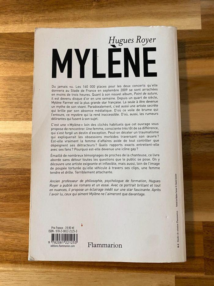 Livre gros format biographie de Mylene Farmer - photo numéro 2