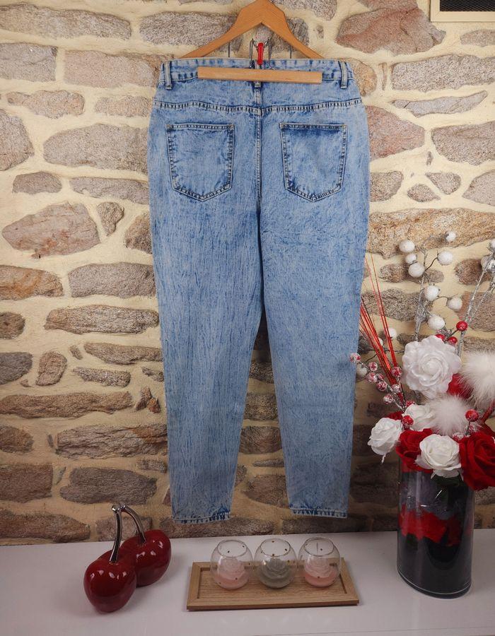 Jeans mom délavé acid wash ligth blue Neuf avec étiquette Femme taille 44 marque Boohoo 🍬 - photo numéro 5