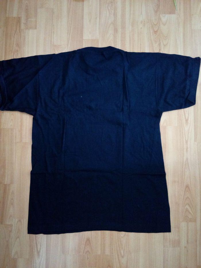 T-shirt taille XL - photo numéro 2