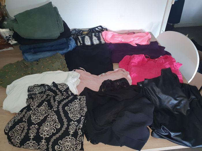 Lot vêtements femme