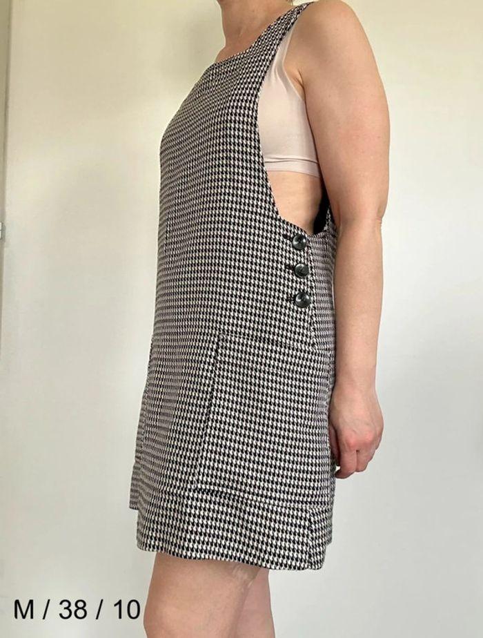 Robe salopette noire et blanche Mango – Moderne et stylée, taille 38 (M), très bon état 💖 - photo numéro 1