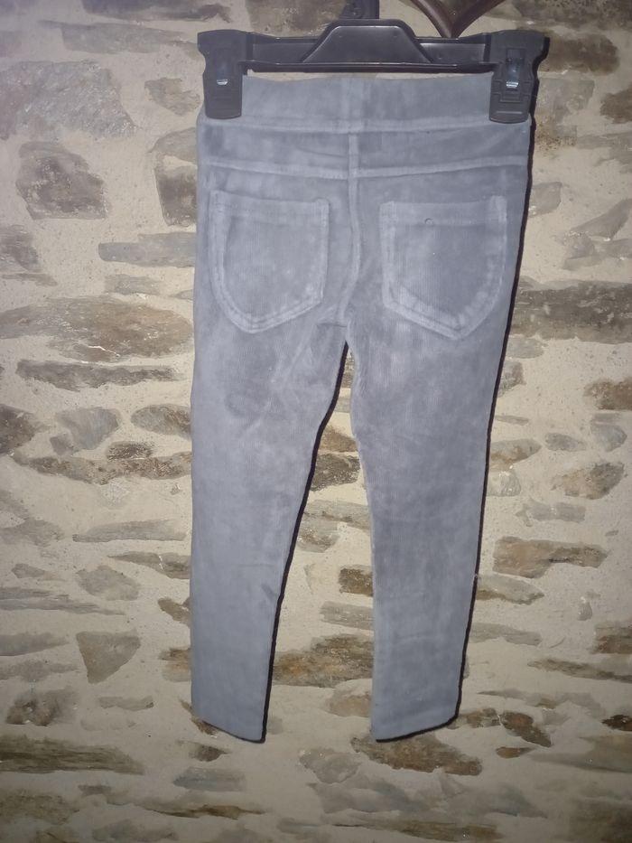 Pantalon  en  velours  4   ans - photo numéro 2