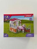 Schleich 42368 horseclub box avec jument