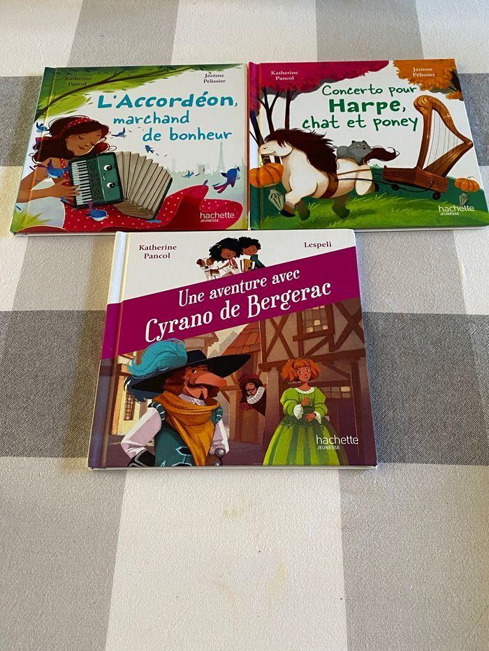 Lot 25 livres histoires enfants - photo numéro 5