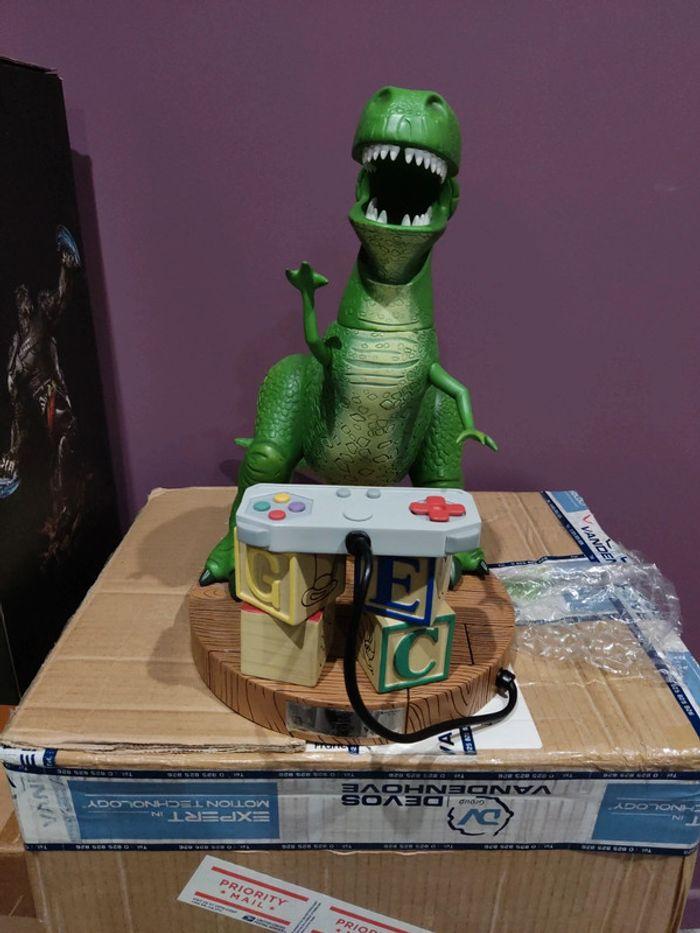 Figurine rex toy story Disney - photo numéro 1