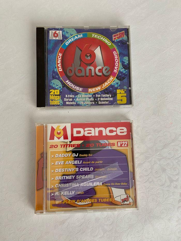 Lot CD M6 Dance volumes 5 et 22 - photo numéro 1