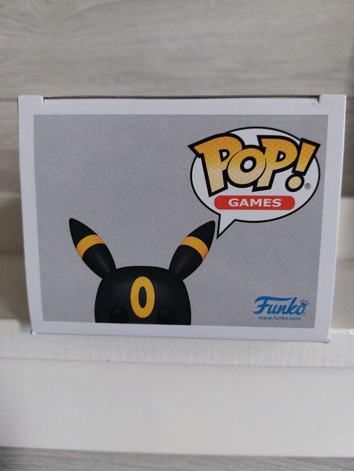 Funko pop pokemmon umbreon  Noctali - photo numéro 4