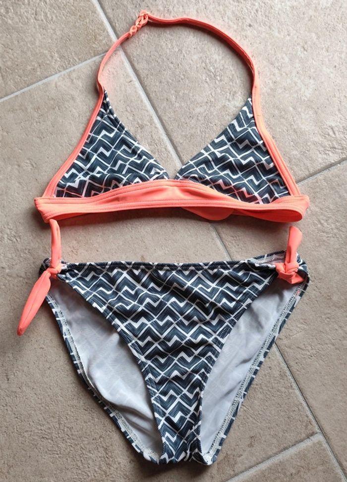 Maillot de bain 2 pièces 10/12 ans - photo numéro 1