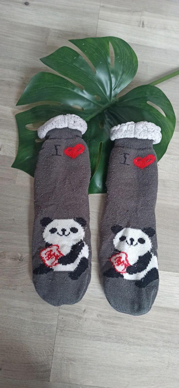 Chaussettes chaussons panda - photo numéro 1