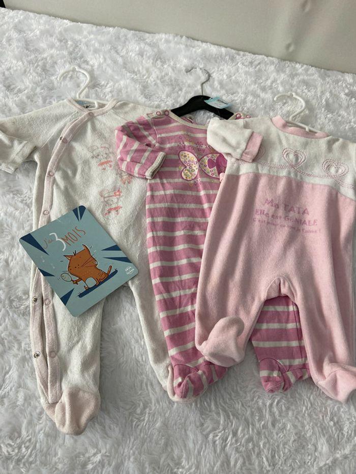 Lot 3 Pyjamas grenouilleres dors-bien fille rose 3 mois tbe - photo numéro 1